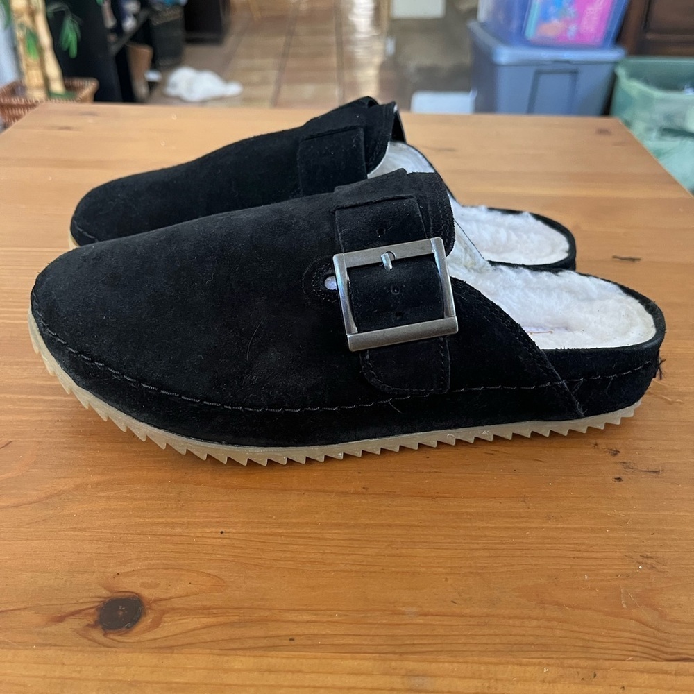 Clarks Women's Brookleigh Mule Slip On Black Suede Warmlined SZ 7 - Picture 13 of 13